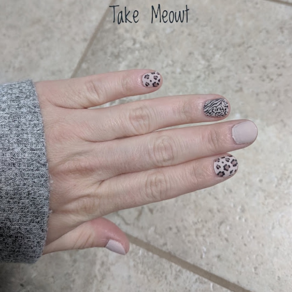 *Retired* Color Street: Take Meowt (petite) |  Leopard Print Tiger Animal Beige - Picture 6 of 10